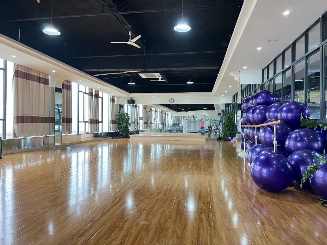 儋州市健身房_儋州健身房一个月多少钱_儋州健身房